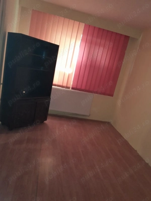 Închiriez apartament 2 camere   Str. Tineretului, lângă Complex (zona New Yorker) - imagine 2