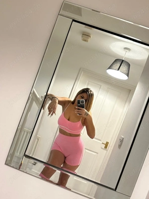 Escortă de lux , pentru prima dată in oras