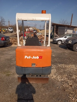 mini excavator - imagine 5