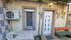 Garsoniera cu curte in centru, 19mp, renovata, toate utilitățile sunt incluse in pret - imagine 8