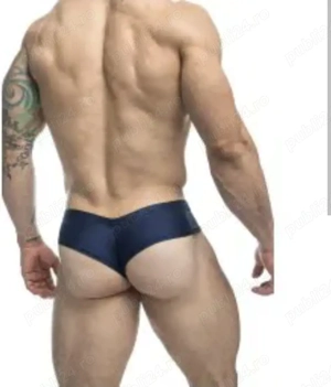 Activ ,ingrijit si fără inhibiții 