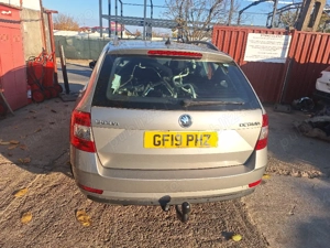 Dezmembram skoda octavia 3 facelift 1.6 tdi cod motor dfg cutie dsg  - imagine 5