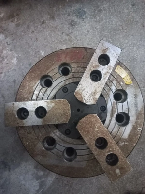 De vanzare Universal pentru Strung,  3 bacuri, diametru 250  mm - imagine 3