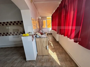 Apartament 3 camere, 76 mp, zona Nicolina  - imagine 10