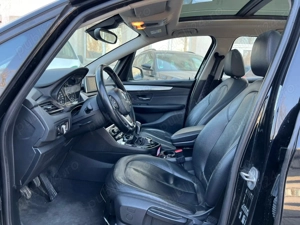 Bmw 218d  Active Tourer - imagine 8