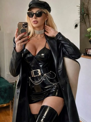 Trans milf - imagine 2