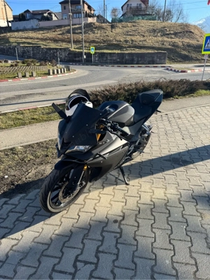 Yamaha YZF R-125 - imagine 4