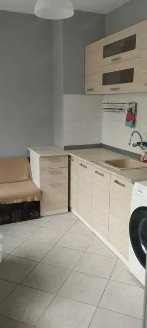 Garsonieră de închiriat în zona Andronache, - imagine 6