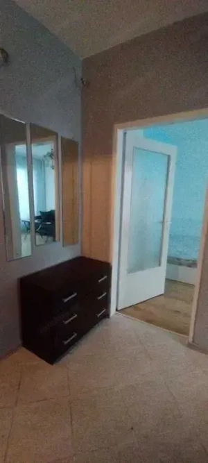 Garsonieră de închiriat în zona Andronache, - imagine 3