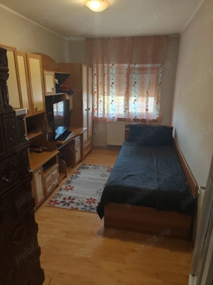 Apartament 4 camere decomandat ,100 mt2 - imagine 8