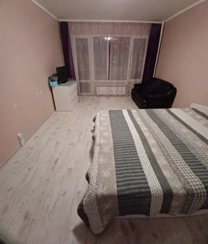 Garsonieră spațioasă de închiriat în Andronache - imagine 2