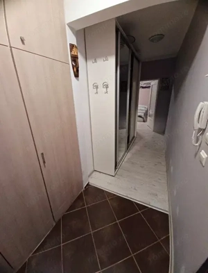 Garsonieră spațioasă de închiriat în Andronache - imagine 4