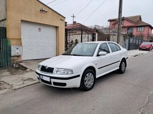 SKODA OCTAVIA - 2010 - Unic Proprietar - 130.000 KM - Stare Impecabilă ( Pachet de Drumuri Grele )  - imagine 3
