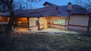 Proprietar vând vila Câmpulung Muscel str Dracesti 34 colt str Plaiesi - imagine 3