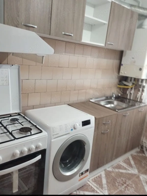 Vând  apartament  - imagine 4