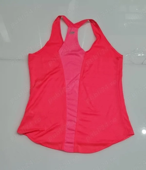 tinuta fitness(colanti cu maiou)