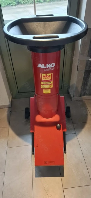 Tocator AL -KO  crengi si frunze