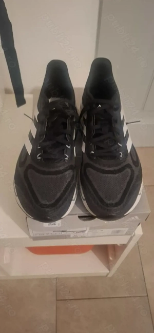 Adidasi  supernova +