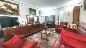 Apartament 3 camere Decomandate 76 mp parter inalt cu 2 Bai Balcon CETATE Piata