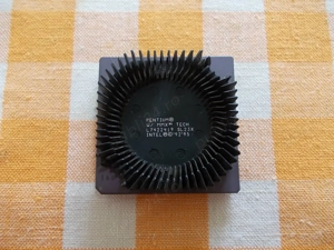 Procesor Intel Pentium MMX 166MHz