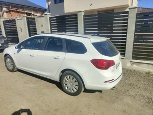 Opel Astra J Suporta Tourer 2015 - imagine 3
