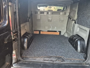 Opel Vivaro mixt 6 locuri + marfa - imagine 10