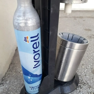 Aparat suc acidulat sau sifon Sodastream functional, complet