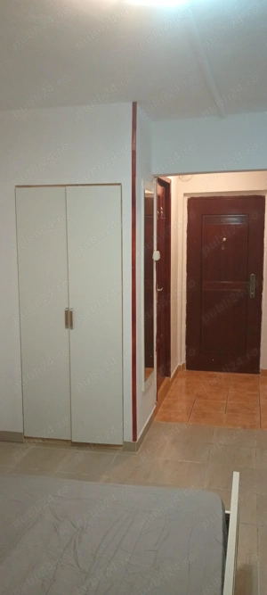 Inchiriez garsoniera