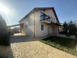 Inchiriez jumătate de dublex in utvin