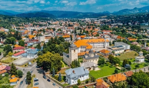 apartament 2 camere la munte campulung muscel  45000 euro