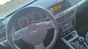 se vinde masina marca opel