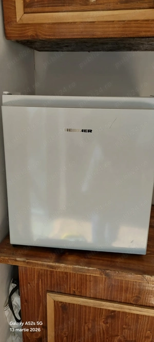 Particular vand minifrigider Heinner