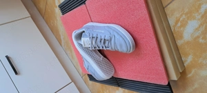 Adidasi din piele naturala Reebok 40 - imagine 2