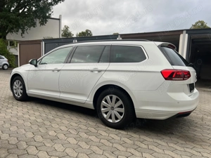 VW Passat Variant Buss 2.0TDI, DSG, LED, camera, carlig, incalzire stationara, Apple Car, Navi - imagine 8