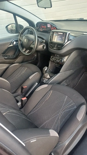 Peugeot 208 1.4 Benzină 2012 - imagine 5