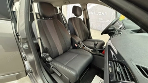 ** Renault Megane BOSE ** - imagine 16