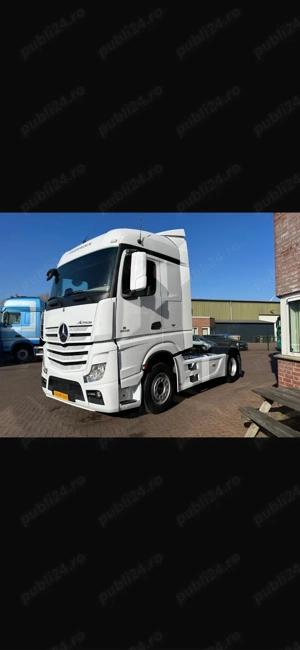 Vand Mercedes Atros MP4 - imagine 2