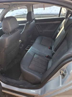 Opel Vectra Automată  - imagine 5