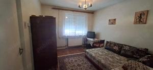 Proprietar, vând apartament cu 2 camere, decomandat - zona liniștită - imagine 2