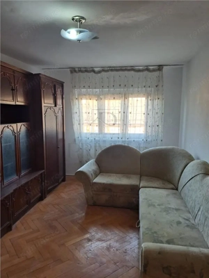 LIPOVEI |3 CAM | DECOMANDAT | ET.1 | 2 BALCOANE | CENTRALA | ZONA EXCELENTA