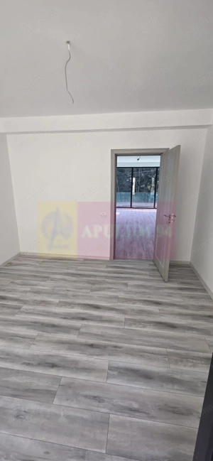 Apartament 3 camere de vânzare la Sinaia - imagine 5