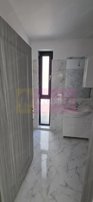 Apartament 3 camere de vânzare la Sinaia - imagine 8