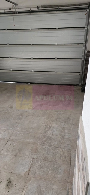 Apartament 3 camere de vânzare la Sinaia - imagine 16