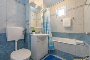 Distinctiv apartament, decomandat, 3camere, boxa, loc parcare, Central, Brasov - imagine 8