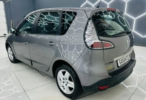RENAULT SCENIC - imagine 3