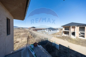 Casă nouă premium în Săcele | Construcție de calitate - imagine 16