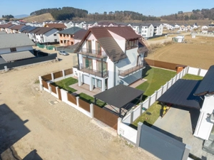 Proprietate speciala, cu destinatii multiple, Sanpetru/ Harman! - imagine 4