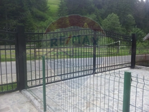 Vila / Pensiune / Camin / Azil seniori, zona superba Moeciu, parcare - imagine 6