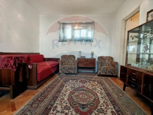 Apartament cu 2 camere  nerenovat, de vânzare în zona 1 Mai