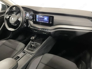 Skoda Octavia - imagine 8